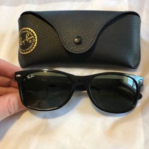 New Wayfarer Ray Ban sunglasses